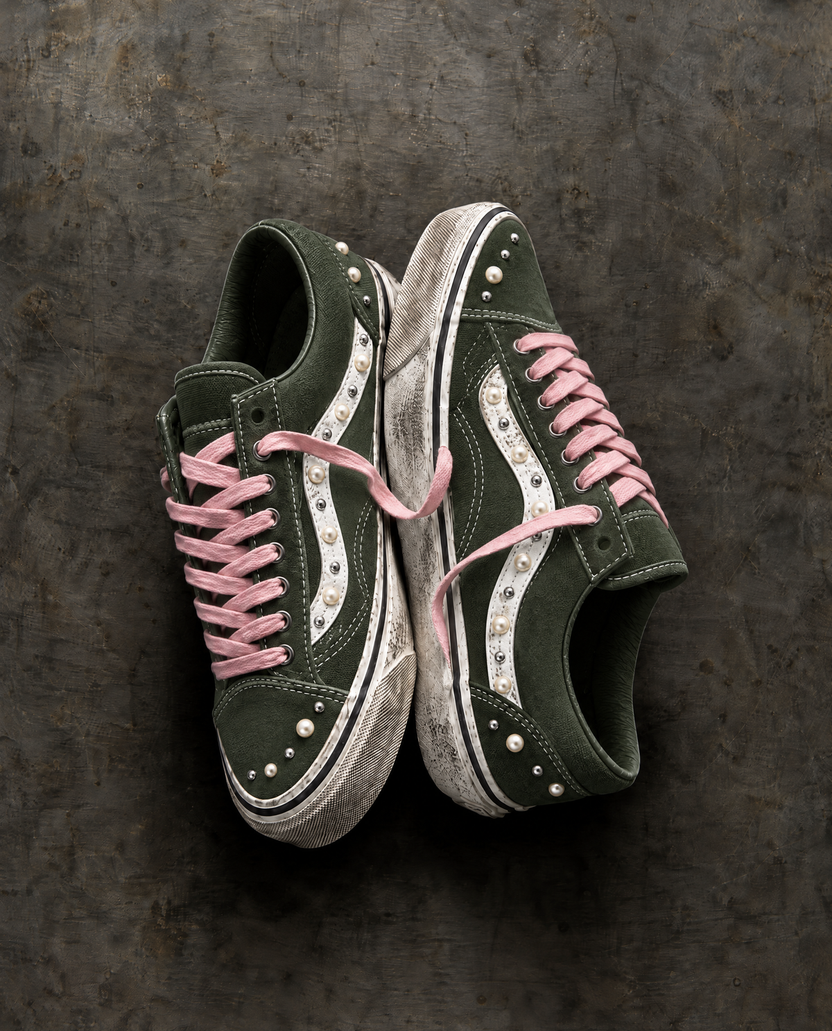 PEARL & STUDS – FOREST PINK KLAIM