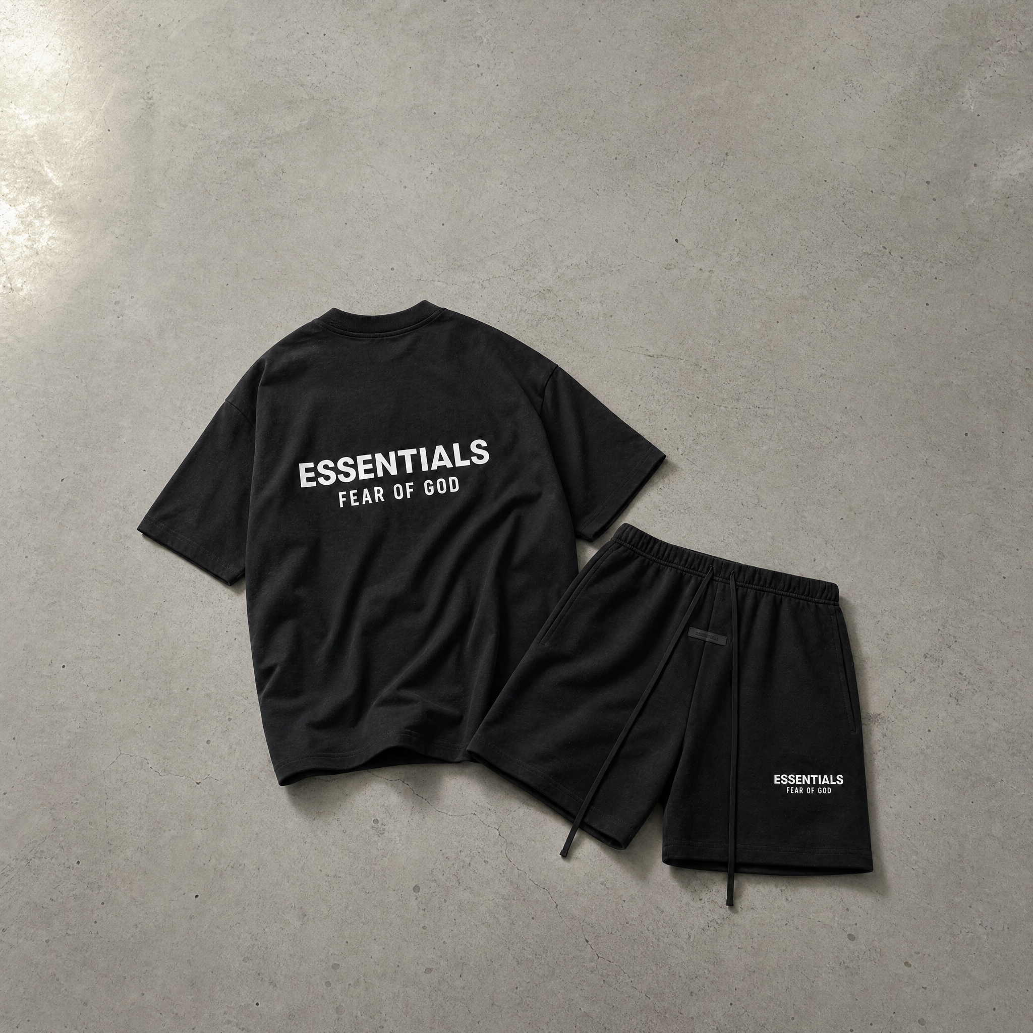 SUMMER SET BLACK WHITE ESSENTIALS